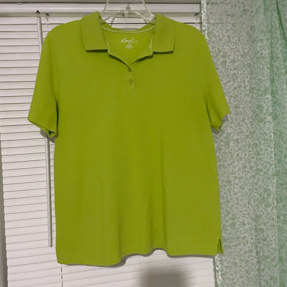 2/$10 Kim Rogers collard shirt. 🍋‍🟩 Lime Green. Size Med